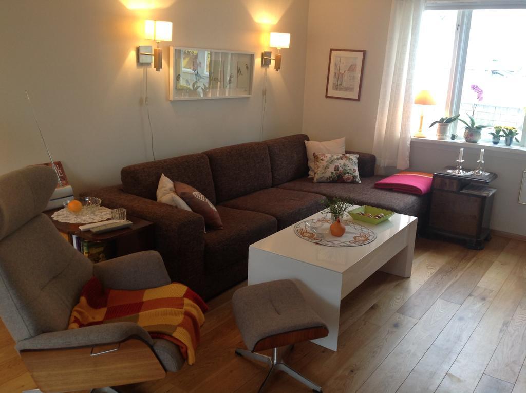 Apartmán Mandal Privat Rom Og Husutleie Exteriér fotografie